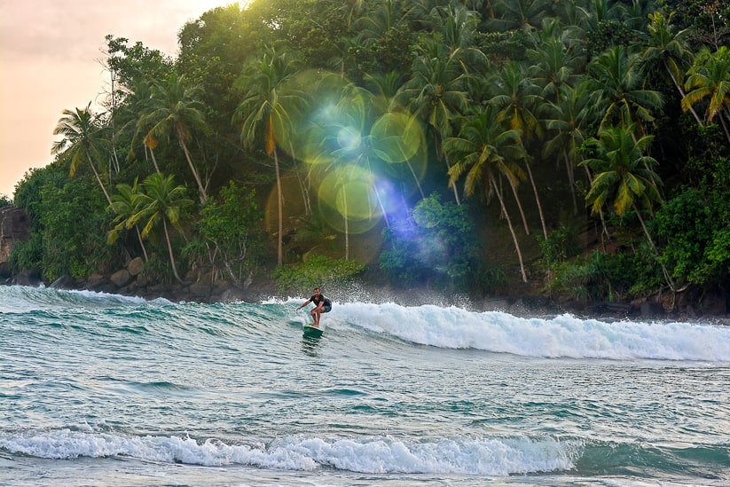 Clases-de-Surf-en-Sri-Lanka